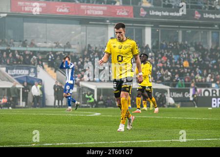 Halmstad, Schweden. 30. Oktober 2023. Andri Baldursson (6) aus Elfsborg, der während des Allsvenskan-Spiels zwischen IFK Göteborg und Elfsborg bei Gamle Ullevi in Göteborg zu sehen war. (Foto: Gonzales Photo - Amanda Persson). Stockfoto