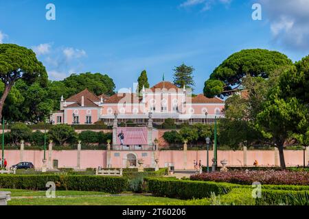 Belem, Lissabon, Portugal - 14. Oktober 2023 - Nationalpalast von Belem, offizielle Residenz des Präsidenten der Portugiesischen Republik, Wahrzeichen der Stadt f Stockfoto
