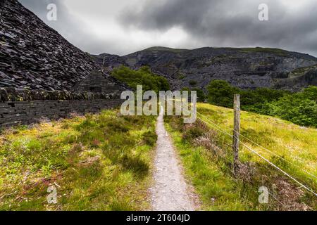 Vom Dinorwic Schieferbruch in Snowdonia oder Eryri National Park, Nordwales, Großbritannien, aus Stockfoto