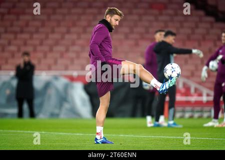 Sevillas Ivan Rakitic während eines Trainings im Emirates Stadium in London. Bilddatum: Dienstag, 7. November 2023. Stockfoto