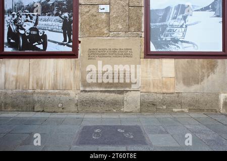 Das Denkmal für Erzherzog Ferdinand an der Stelle, an der er am 28. Juni 1914 in Sarajevo, Bosnien und Herzegowina ermordet wurde Stockfoto