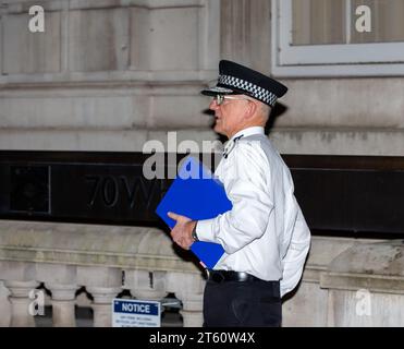 London, Großbritannien. November 2023. Sir Mark Rowley, QPM Commissioner der Metropolitan Police Force (MET) sah, wie das Kabinett verlassen wurde, wahrscheinlich ein Notfall-Treffen gewesen sein dürfte Stockfoto