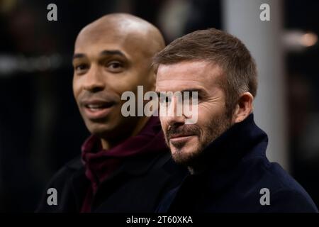 Mailand, Italien. 7. November 2023. Thierry Henry und David Beckham nehmen an dem Fußballspiel der UEFA Champions League zwischen dem AC Milan und Paris Saint-Germain F. Teil. Credit: Nicolò Campo/Alamy Live News Stockfoto