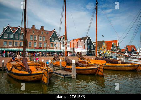 Der Hafen von Volendam, Holland, Niederlande Stockfoto