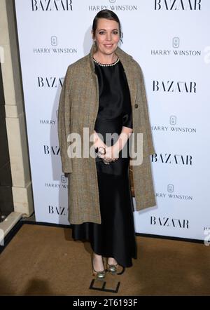 London, Großbritannien. November 2023. Olivia Colman kommt im Harper's Bazaar Women of the Year im Claridge’s Hotel in London an. Quelle: Doug Peters/EMPICS/Alamy Live News Stockfoto