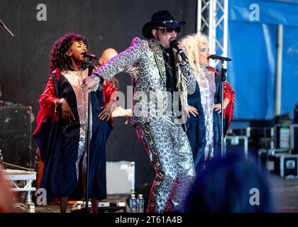 Oh Mein Gott! Es ist die Kirche live auf der Bühne beim Sign of the Times Festival 2023, Juni 2023 Stockfoto