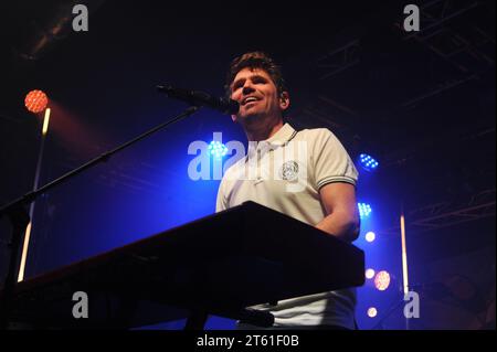 Liverpool, Großbritannien. November 2023. Scouting for Girls tritt an der Liverpool O2 Academy auf. Quelle: David Bronstein/Alamy Live News Stockfoto