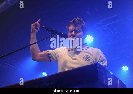 Liverpool, Großbritannien. November 2023. Scouting for Girls tritt an der Liverpool O2 Academy auf. Quelle: David Bronstein/Alamy Live News Stockfoto