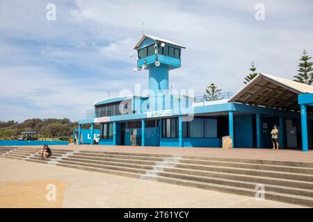 Maroubra Beach Pavilion Gebäude an der Strandpromenade, östliche Vororte Sydney, NSW, Australien Stockfoto