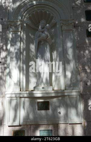 6. November 2023 Animator Walter Lantz Grave und Schauspielerin Gracie Lantz Grave in Courts of Remembrance im Forest Lawn Memorial Park Hollywood Hills am 6. November 2023 in Los Angeles, Kalifornien, USA. Foto: Barry King/Alamy Stock Photo Stockfoto