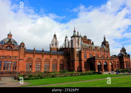 Glasgow – 16. September: Kelvingrove Art Gallery and Museum Architectural Appearance, am 16. September 2015, Glasgow, Großbritannien. Stockfoto