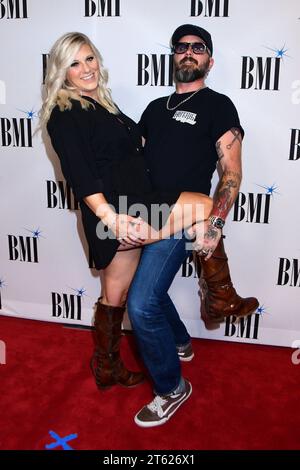 November 2023 - Nashville, Tennessee - Elvie Shane. 2023 BMI Country Awards im Hauptquartier der BMI Music Row. (Kreditbild: © Dara-Michelle Farr/AdMedia via ZUMA Press Wire) NUR REDAKTIONELLE VERWENDUNG! Nicht für kommerzielle ZWECKE! Stockfoto