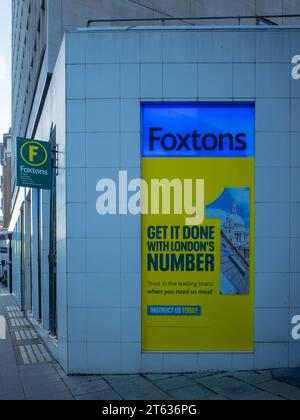 Foxtons London - Büros der Foxtons Estate Agency in High Holborn im Zentrum von London. Foxtons Group plc. Gegründet 1981. Stockfoto