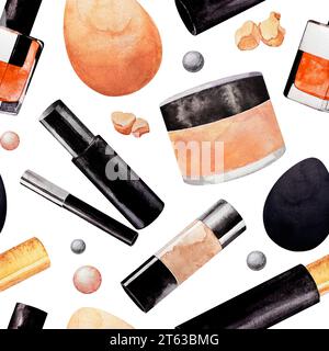Nahtloses beigefarbenes Muster dekorativer Kosmetik auf weißem Hintergrund. Make-up in Aquarellen. Für Stoff und Textil Stockfoto