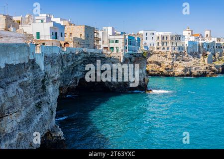 Blick auf Polignano a Mare, Provinz Bari, Apulien, Italien Stockfoto