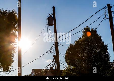 Oberirdische Stromleitung in Chicago, USA Stockfoto