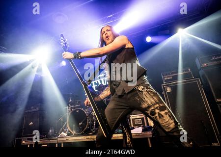 Oslo, Norwegen. Oktober 2023. Die deutsche Hard-Rock-Band The New Roses spielt ein Live-Konzert in der Vulkan Arena im Rahmen des Oslo Rock fest 2023 in Oslo. (Foto: Gonzales Photo - Terje Dokken). Stockfoto