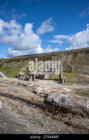 Die Überreste der verlassenen Bleimine Old Gang in Swaledale in der Nähe des Dorfes Gunnerside in den North Yorkshire Dales. Stockfoto