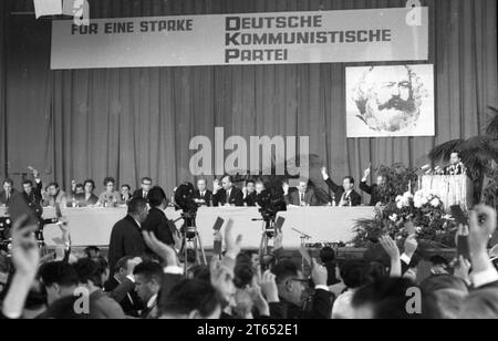 DEU, Deutschland, Düsseldorf: Der Umzug der Kommunisten aus dem Exil in die DDR 1969 war nicht ohne Probleme. Möglich gemacht durch Willy Brandt Stockfoto