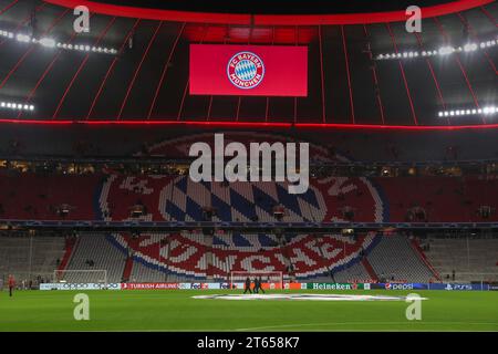 München, Deutschland. November 2023. Allgemeine Ansicht im Stadion während des Spiels Bayern München FC gegen Galatasaray A.S. FC UEFA Champions League Gruppe A in der Allianz Arena, München, Deutschland am 8. November 2023 Credit: Every Second Media/Alamy Live News Stockfoto