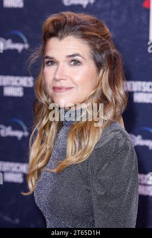 Anke Engelke bei der Premiere der Serie -Deutsches Haus- (ab 15.November 2023 bei Disney+) am 8.11.2023 in Berlin Stockfoto