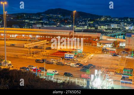 Holyhead Ferry Terminal, Anglesey, Nordwales. Foto im Oktober 2023. Stockfoto