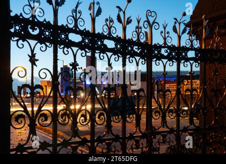 Goodison Park, Walton, Liverpool 4, seit 1892 Heimstadion des Everton Football Club. Am 1. November 2023 vor einem Pokalspiel gegen Burnley. Stockfoto