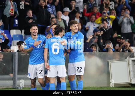 Neapel, Kampanien, Italien. November 2023. Neapel 08.11.2023, während des Gruppenfußballspiels der Champions League 2023/24, zwischen den Teams des SSC Napoli vs Union Berlino im Diego Armando Maradona Stadion.Matteo Politano vom SSC Napoli (Credit Image: © Fabio Sasso/ZUMA Press Wire) NUR REDAKTIONELLE VERWENDUNG! Nicht für kommerzielle ZWECKE! Stockfoto