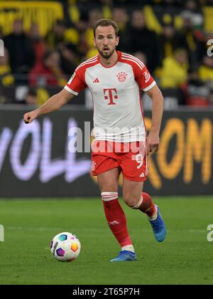 DORTMUND - Sebastien Haller von Borussia Dortmund während des Bundesliga-Spiels zwischen Borussia Dortmund und FC Bayern MŸnchen am 4. November 2023 im Signal Iduna Park in Dortmund. ANP | Hollandse Hoogte | GERRIT VAN COLOGNE Stockfoto