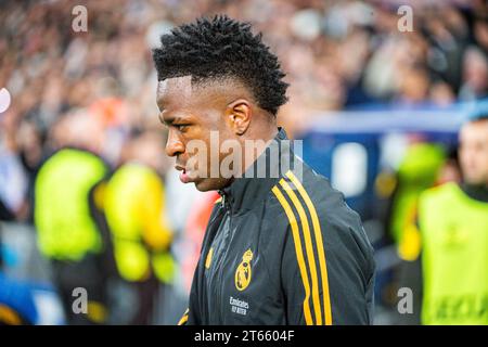 Madrid, Spanien. November 2023. Vinicius Junior (Real Madrid) spielt am 8. November 2023 im Bernabeu-Stadion in Madrid, Spanien, vor dem Fußballspiel der UEFA Champions League zwischen Real Madrid und Braga. Credit: Independent Photo Agency/Alamy Live News Stockfoto