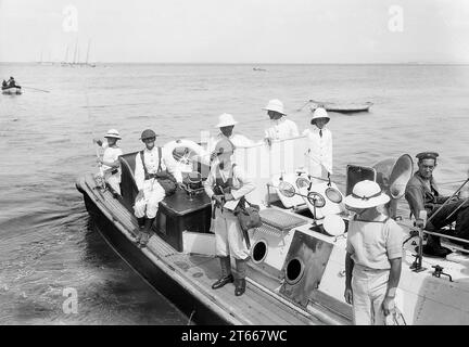 Britische Marines landen in Haifa von H.M.S. 'Barham' während der Palästinenserunruhen 1929, Mandatory Palestine, G. Eric and Edith Matson Photograph Collection, August 1929 Stockfoto