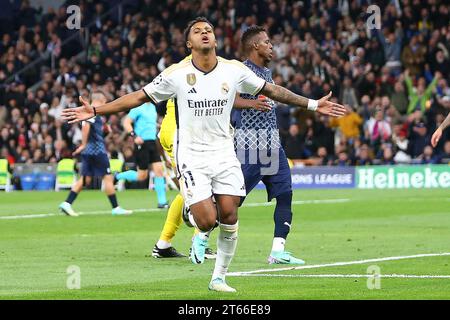 Madrid, Spanien. November 2023. Real Madrids Rodrygo tritt am 9. November 2023 im Santiago Bernabeu Stadion in Madrid am 4. Tag des Champions-League-Spiels zwischen Real Madrid und Sporting Braga auf. Quelle: Edward F. Peters/Alamy Live News Stockfoto