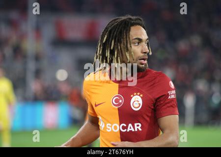 MÜNCHEN, Deutschland. , . 93 Boey Sacha während der UEFA Champions League Goup Ein Spiel zwischen dem FC BAYERN München und GALATASARAY A.S. in der Allianz Arena, dem Stadion München am 08. November. In München (Foto von Arthur THILL/ATP Images) (THILL Arthur/ATP/SPP) Credit: SPP Sport Press Photo. /Alamy Live News Stockfoto