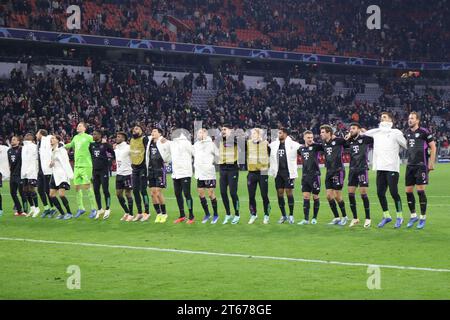 MÜNCHEN, DEUTSCHLAND, 08. November 2023: 1 Manuel NEUER, 2 Dayot UPAMECANO, 3 Minjae KIM, 4 Matthijs de LIGT, 5 Benjamin PAVARD, 6 Joshua KIMMICH, 7 Serge GNABRY, 8 Leon GORETZKA, 9 Harry KANE, 10 Leroy SANÉ, Sane, 11 Kingsley COMAN, 13 Eric Maxim CHOUPO-MOTING, 19 Alphonso DAVIES, 20 Bouna SARR, 25 Thomas MÜLLER, 27 Konrad LAIMER, 39 Mathys TEL, 40 Noussair MAZRAOUI, 41 Frans KRÄTZIG, Kraetzig, 42 Jamal MUSIALA, 45 Aleksandar PAVLOVIC, während der UEFA Champions League Goup Ein Spiel zwischen dem FC BAYERN München und GALATASARAY A.S. in der Allianz Arena, dem Stadion Stockfoto