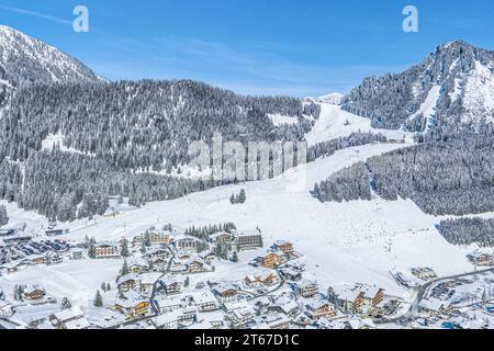 Traumhafte Bedingungen für Winteraktivitäten aller Art in Berwang in der Tiroler Zugspitz Stockfoto