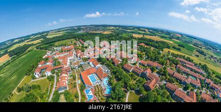 Blick auf das Kurzentrum Bad Griesbach im niederbayerischen Kurdreieck Stockfoto