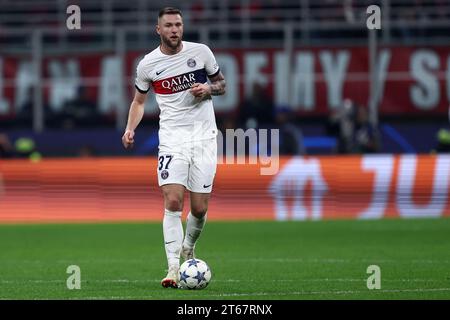 Milan Skriniar von Paris Saint-Germain FC in Aktion beim Spiel der UEFA Champions League zwischen dem AC Milan und dem Paris Saint-Germain FC im Stadio Giuseppe Meazza am 7. November 2023 in Mailand. Stockfoto