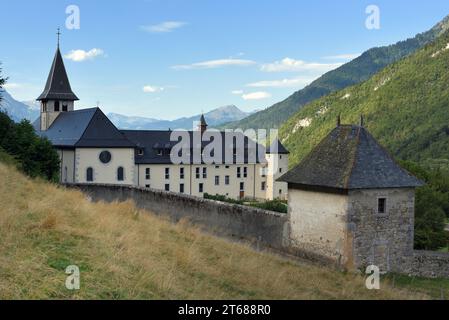 Abtei Tamié (1133) oder Abbaye Notre Dame de Tamié Zisterzienserkloster in Bauges Mountains Plancherine Savoie Frankreich Stockfoto