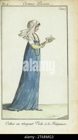 Frau in Nonnen Schleier liest ein Modemagazin, 1801. Sie trägt ein tief geschnittenes Kleid mit einer Schlangenkette, Nonnen Schleier und Handschuhe. 20. Oder 25. Mai 1801. Collier en Serpent. Voile a la Religieuse. Handkolorierter Kupferstich aus Pierre de la Mesangeres Journal des Modes et Dames, Paris, 1801. Die Illustrationen in Band 4 stammen von Carle Vernet, Bosio, Dutailly und Philibert Louis Debucourt. Stockfoto