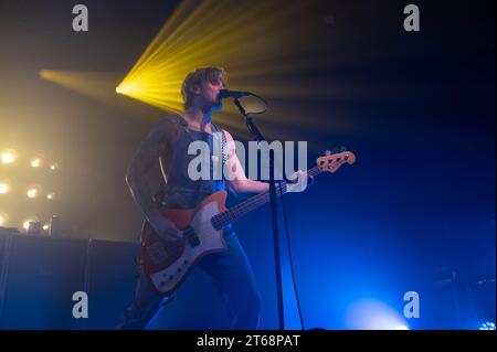 Glasgow, Schottland, 8. November 2023, Fotografien von Dougie Poynter von McFly, die am 8. November 2023 im Barrowland Glasgow auftrat Stockfoto