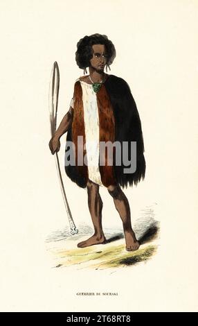 Maori-Krieger von Souraki (Hauraki Golf), Nordinsel, Neuseeland. Er hat Gesichtstattoos oder Ta Moko, trägt einen gestreiften Mantel und hält ein Paddel mit breiten Klingen. Guerrier de Souraki oder Chouraki. Adaptiert nach einer Illustration von Louis Auguste de Sainson in Dumont dUrvilles Voyage de la corvette lAstrolabe. Handkolorierter Holzschnitt von Pannemaker After de Sainson aus Auguste Wahlen's Moeurs, Usages et Kostüumes de tous les Peuples du Monde, (Manners, Customs and Kostüumes of all the People of the World) Librairie Historique-Artistique, Brüssel, 1845. Stockfoto