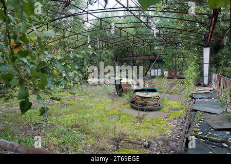 Autoscooter im Vergnügungspark Pripyat bei Tschernobyl Stockfoto