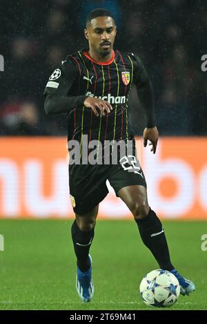 Wesley sagte (22) von RC Lens, die während des Spiels der UEFA Champions League am 4. Spieltag in der Gruppe B in der Saison 2023-2024 zwischen PSV Eindhoven und Racing Club de Lens am 8. November 2023 in Eindhoven, Niederlande, gezeigt wurden. (Foto: David Catry / Isosport) Stockfoto