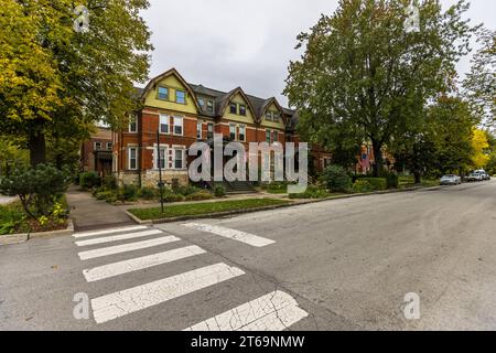 Chicagos Viertel Pullman ist seit dem Ende des 20. Jahrhunderts gentrifiziert. Viele Bewohner sind an der Restaurierung ihrer eigenen Häuser und an Projekten in der gesamten Nachbarschaft beteiligt. Chicago, Illinois, Usa Stockfoto