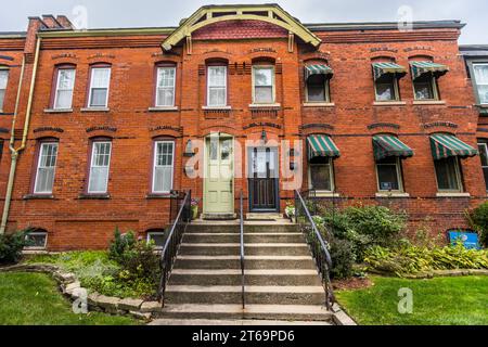 Chicagos Viertel Pullman ist seit dem Ende des 20. Jahrhunderts gentrifiziert. Viele Bewohner sind an der Restaurierung ihrer eigenen Häuser und an Projekten in der gesamten Nachbarschaft beteiligt. Chicago, Illinois, Usa Stockfoto