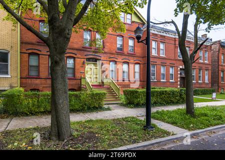 Chicagos Viertel Pullman ist seit dem Ende des 20. Jahrhunderts gentrifiziert. Viele Bewohner sind an der Restaurierung ihrer eigenen Häuser und an Projekten in der gesamten Nachbarschaft beteiligt. Chicago, Illinois, Usa Stockfoto