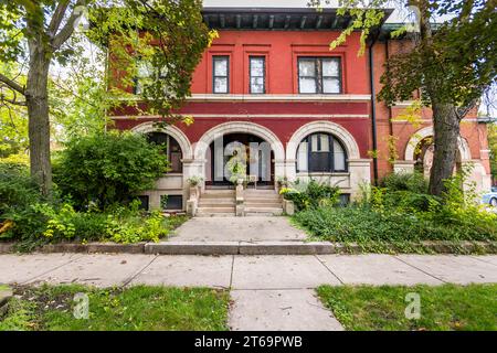 Chicagos Viertel Pullman ist seit dem Ende des 20. Jahrhunderts gentrifiziert. Viele Bewohner sind an der Restaurierung ihrer eigenen Häuser und an Projekten in der gesamten Nachbarschaft beteiligt. Chicago, Illinois, Usa Stockfoto