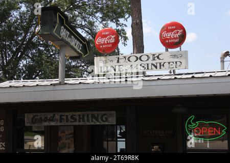 Whitehouse, Texas – 22. Juni 2023: Bait Shop at the Boulders on Lake Tyler in Whitehouse, Texas Stockfoto