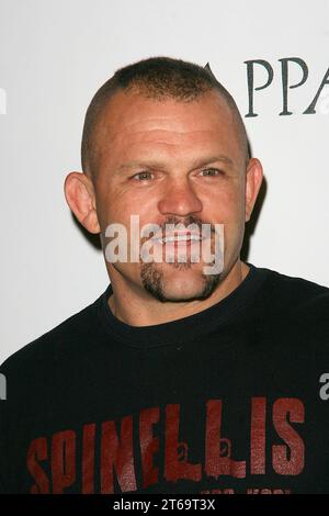 Chuck Liddell bei der Premiere von „The Boondock Saints II: All Saints Day“. Ankunft im Arclight Theater in Hollywood, CA, 28. Oktober 2009. Foto: Joseph Martinez / Picturelux Stockfoto