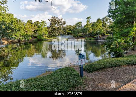 Springbrunnen in den Gärten des Grand Hotel in Point Clear, Alabama Stockfoto